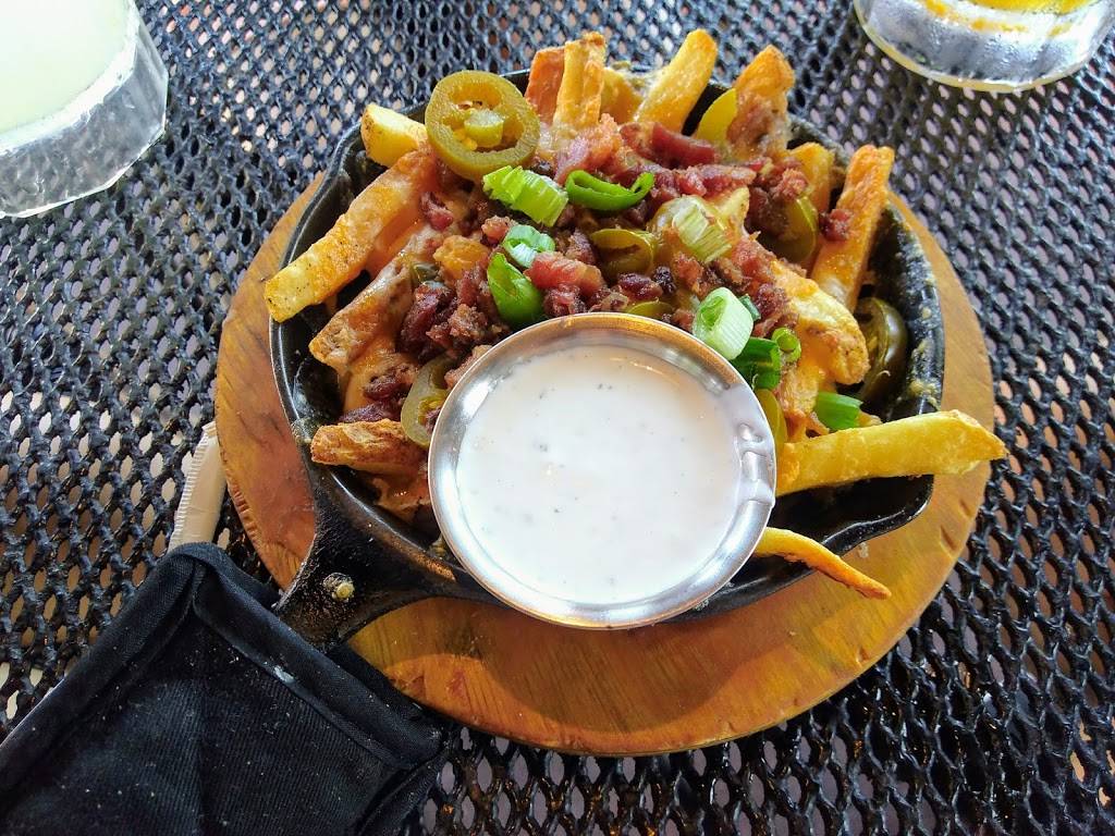 Chilis Grill & Bar | meal takeaway | 5274 International Blvd, North Charleston, SC 29418, USA | 8435543313 OR +1 843-554-3313