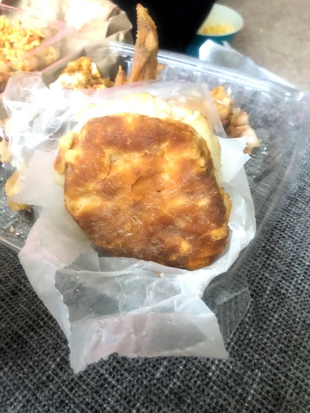 J-N-J Southern Kitchen | meal delivery | 10722 Reisterstown Rd, Owings Mills, MD 21117, USA | 4105261000 OR +1 410-526-1000