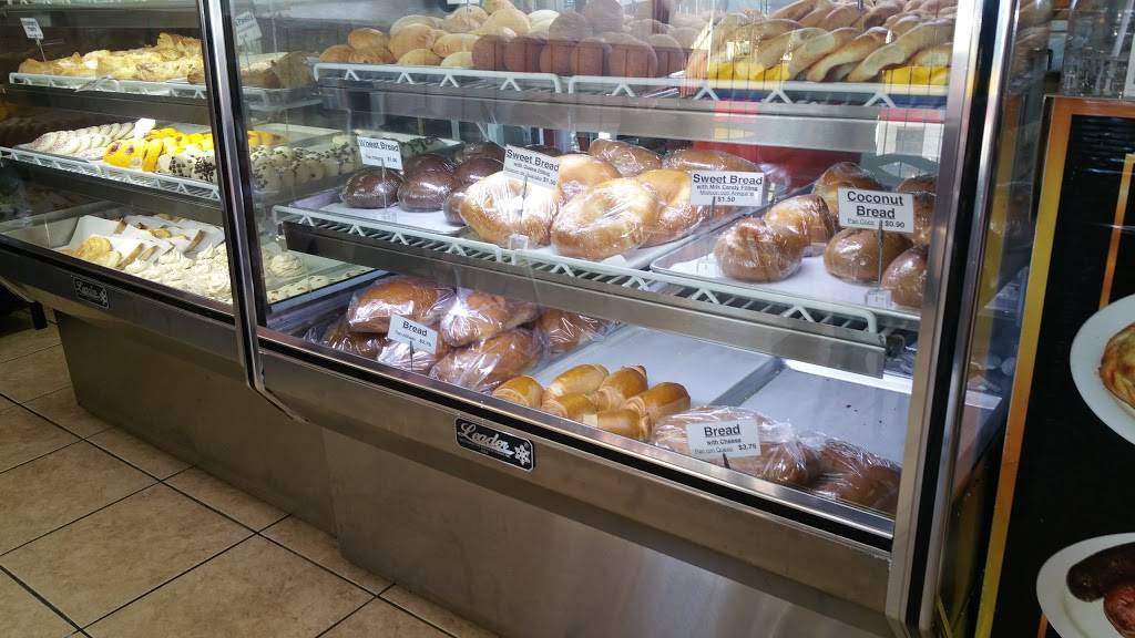 Colombian Empanadas Richmond | bakery | 9402 Richmond Ave, Houston, TX 77063, USA | 7139751877 OR +1 713-975-1877