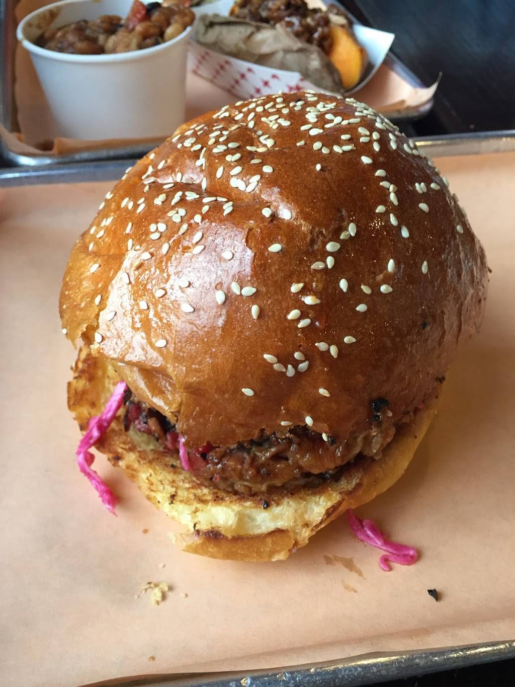 Izzys Smokehouse | restaurant | 391 Troy Ave, Brooklyn, NY 11213, USA | 3474250524 OR +1 347-425-0524