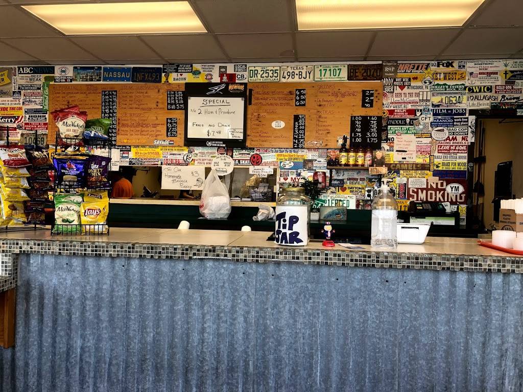 Sub Stop | meal takeaway | 2432 Carolina Beach Rd, Wilmington, NC 28401, USA | 9103430097 OR +1 910-343-0097