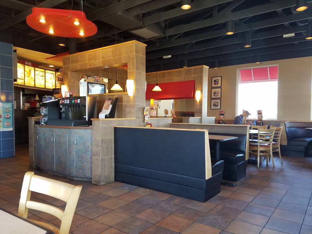 Dairy Queen Grill & Chill | restaurant | 11 Jacqueline Ln, High Ridge, MO 63049, USA | 6363768740 OR +1 636-376-8740