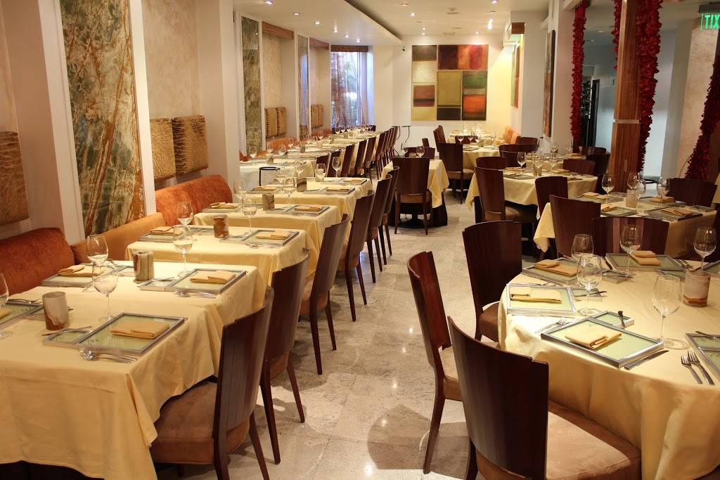 Barton G. The Restaurant - Miami Beach | restaurant | 1427 West Ave, Miami Beach, FL 33139, USA | 3056728881 OR +1 305-672-8881