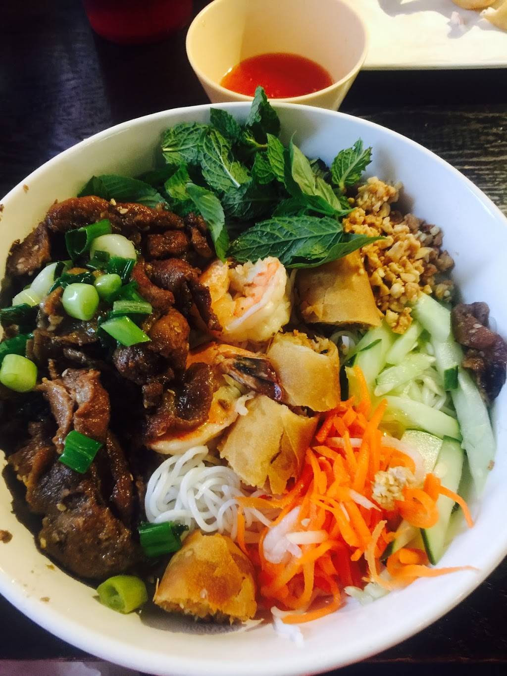 Phuong Long | restaurant | 306 N Cleveland St, Memphis, TN 38104, USA | 9015523652 OR +1 901-552-3652