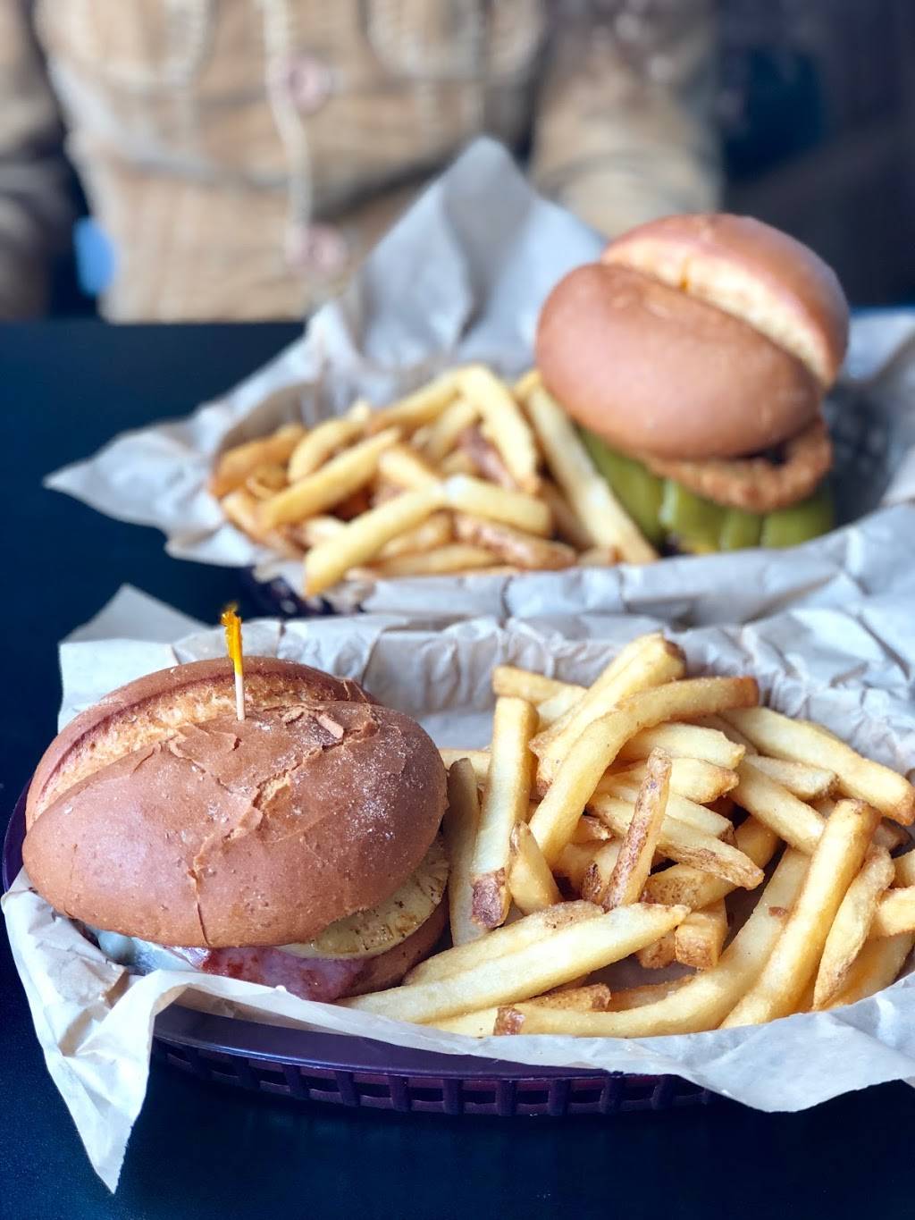 Spanky Burger & Brew | restaurant | 601 S Pine St, Tacoma, WA 98405, USA | 2533271111 OR +1 253-327-1111