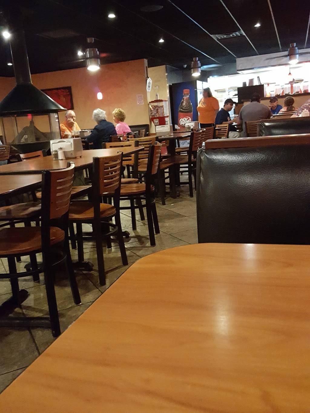 Monicals Pizza | restaurant | 1703 W Main St, Robinson, IL 62454, USA | 6185443228 OR +1 618-544-3228