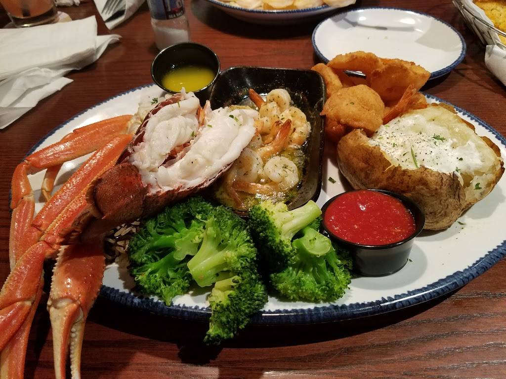 Red Lobster | restaurant | 5051 Auth Way, Camp Springs, MD 20746, USA | 3014233715 OR +1 301-423-3715