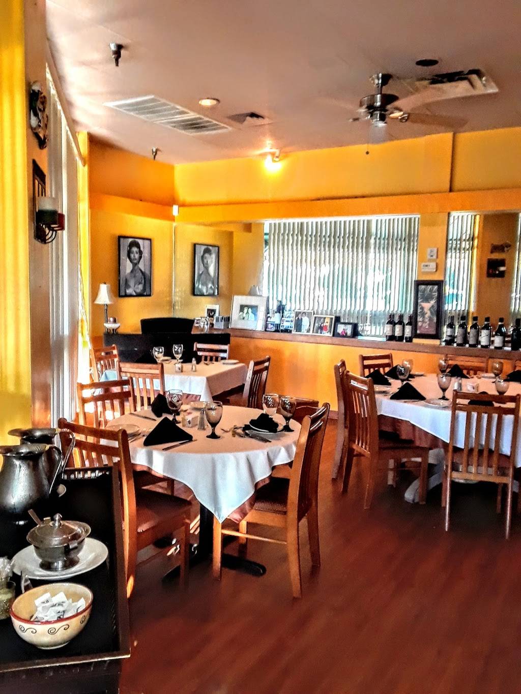 Gios Italian Restaurant | restaurant | 3621 W Waters Ave, Tampa, FL 33614, USA | 8139321922 OR +1 813-932-1922