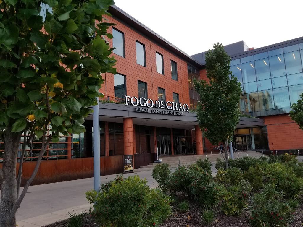 Fogo de Chão Brazilian Steakhouse | restaurant | 5460 Park Pl, Rosemont, IL 60018, USA | 8476787200 OR +1 847-678-7200