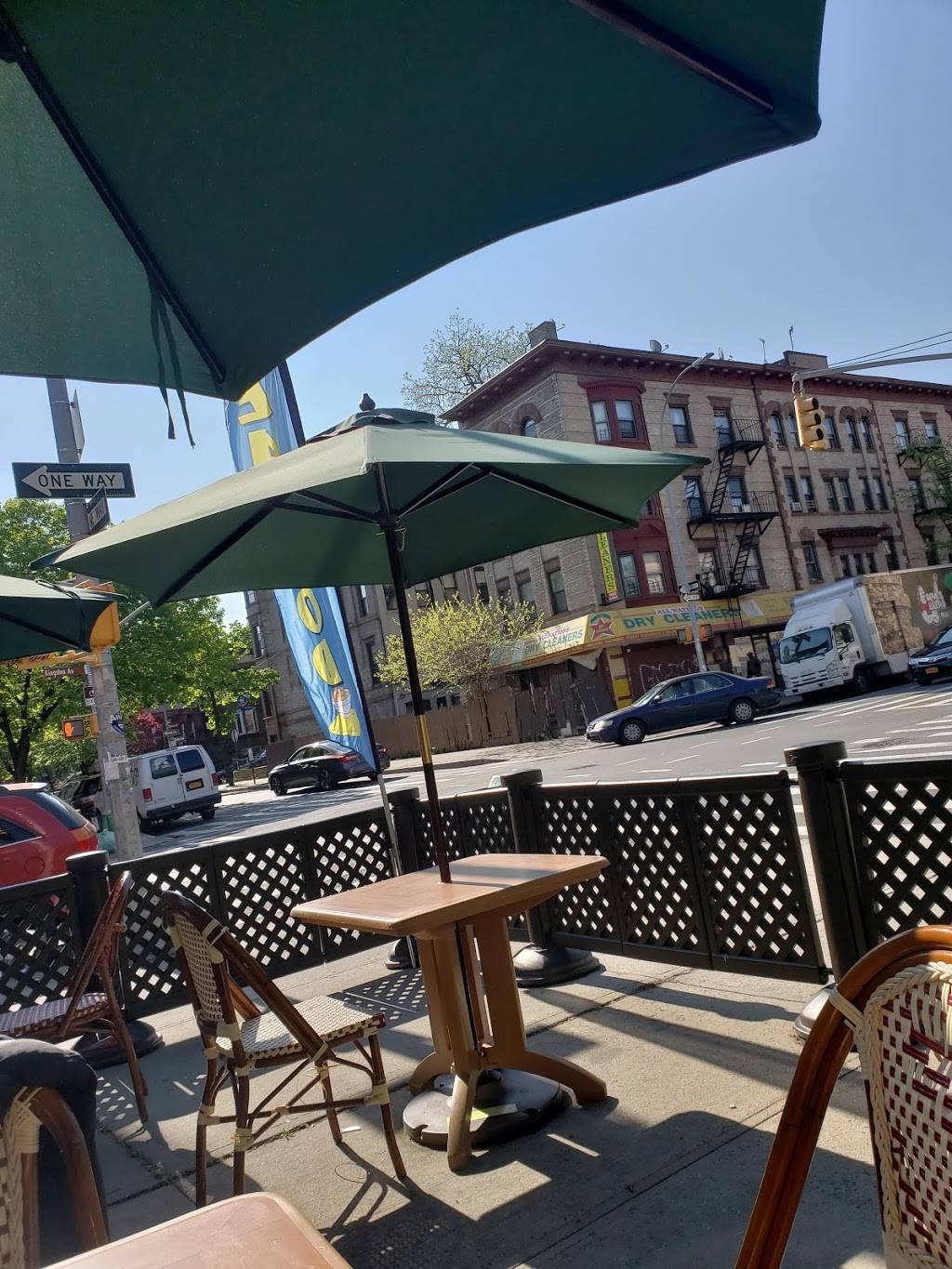 Soulfood Caterers | restaurant | 88a Kingston Ave, Brooklyn, NY 11213, USA | 7184937570 OR +1 718-493-7570