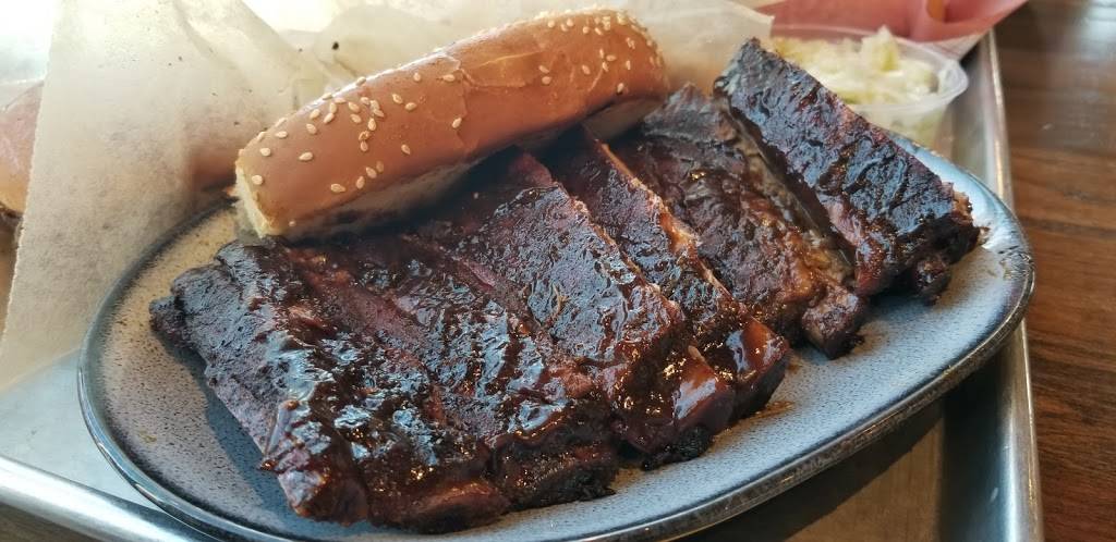 City Barbeque | meal takeaway | 14301 South La Grange Road a, Orland Park, IL 60462, USA | 7084334448 OR +1 708-433-4448