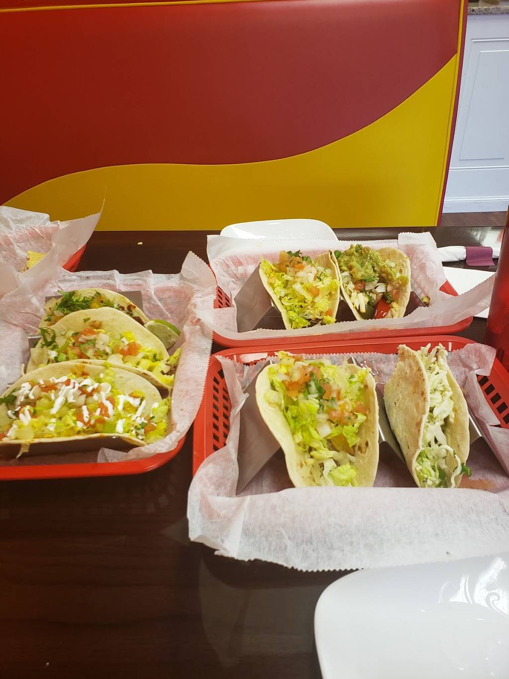 Fandango Mexican Grill | restaurant | 490 Pleasant Valley Way, West Orange, NJ 07052, USA | 9737311144 OR +1 973-731-1144