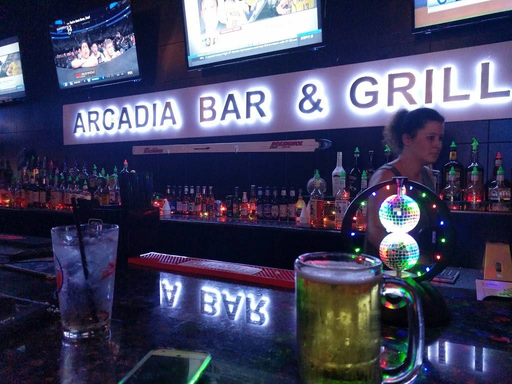 Arcadia Bar & Grill | restaurant | 215 E Walworth Ave #1, Delavan, WI 53115, USA | 2627256459 OR +1 262-725-6459