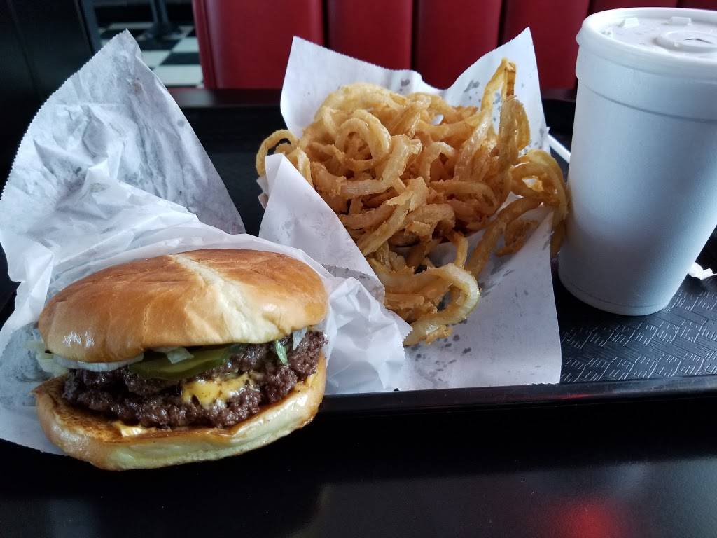 Babes Drive In | restaurant | 5018 N Main St, Joplin, MO 64801, USA | 4176234497 OR +1 417-623-4497