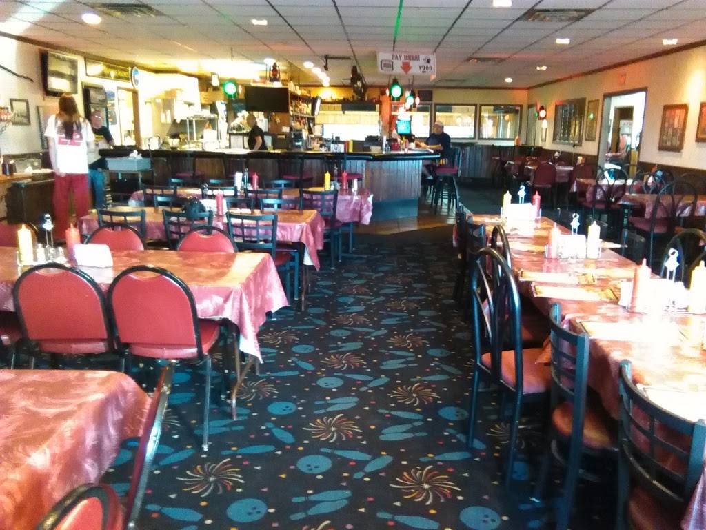 Tower Junction Inc | restaurant | 254 US-18, Montfort, WI 53569, USA | 6089436061 OR +1 608-943-6061