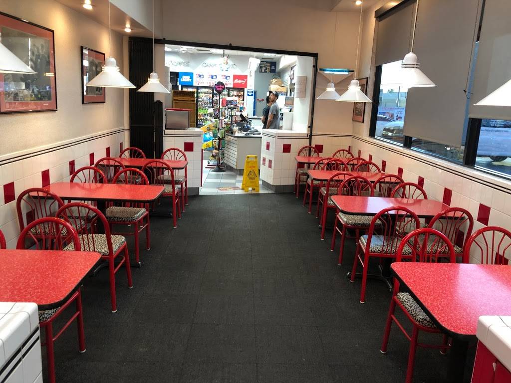 Rallys | restaurant | 4020 W Shaw Ave, Fresno, CA 93722, USA | 5592712986 OR +1 559-271-2986