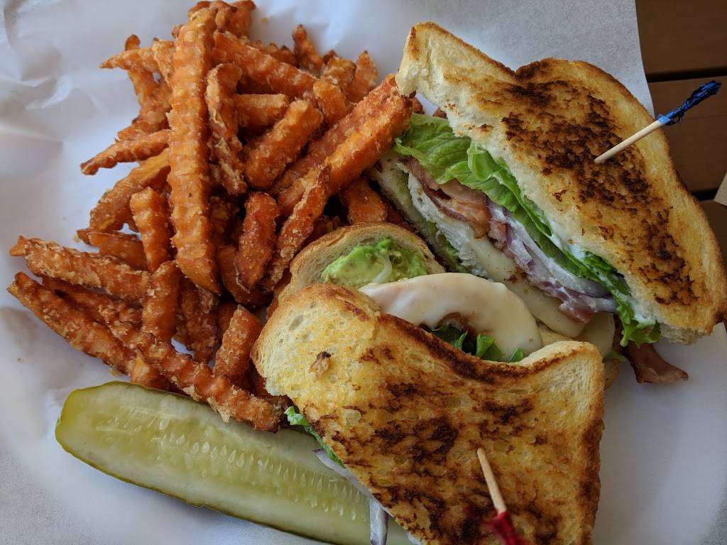 Chicagos Umpires Grill | meal takeaway | 6003 W Las Positas Blvd, Pleasanton, CA 94588, USA | 9254621678 OR +1 925-462-1678