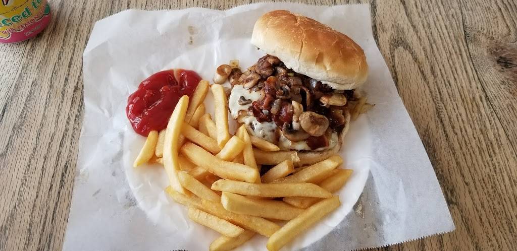 Belmont General Store | meal takeaway | 2400 Belmont Rd, Belmont, VT 05730, USA | 8022592292 OR +1 802-259-2292