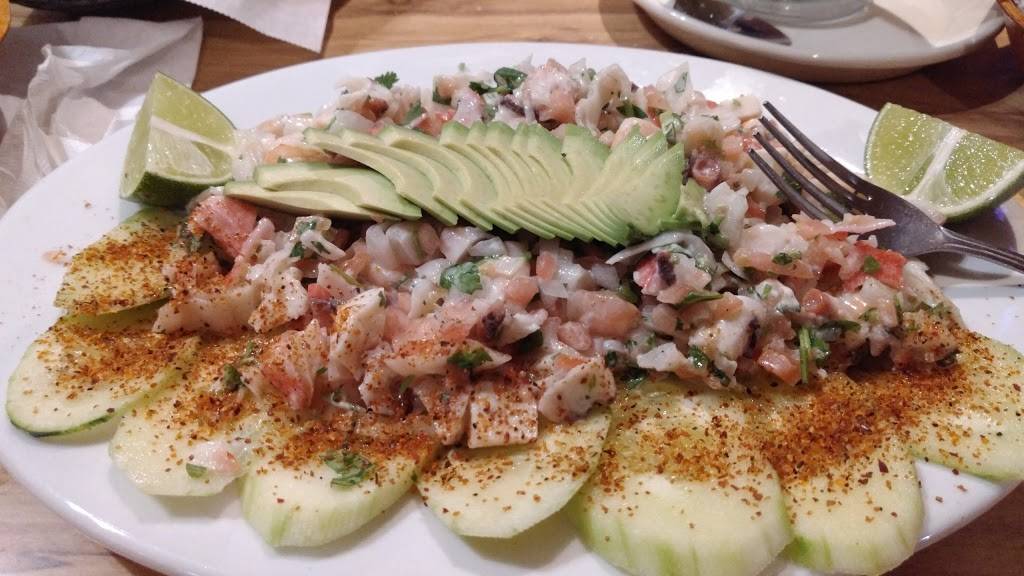 El Centenario grill y seafood | restaurant | 1002 17th St, Santa Ana, CA 92701, United States | 7148341999 OR +1 714-834-1999