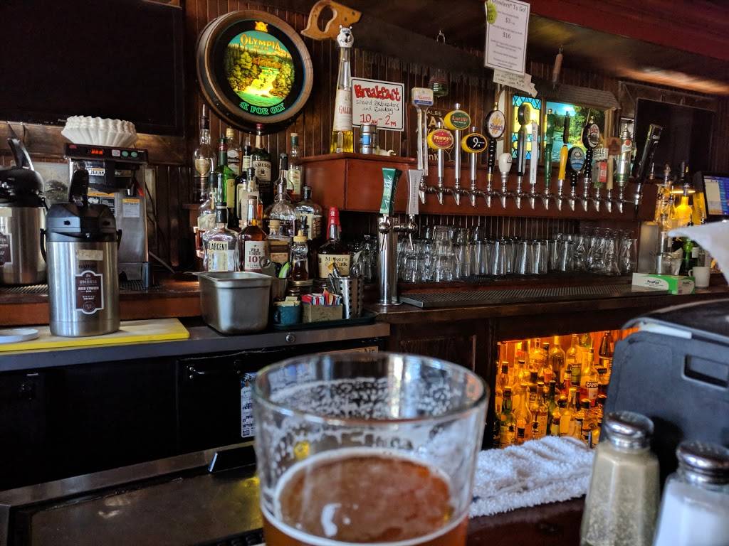 Lorettas Northwesterner | restaurant | 8617 14th Ave S, Seattle, WA 98108, USA | 2063279649 OR +1 206-327-9649