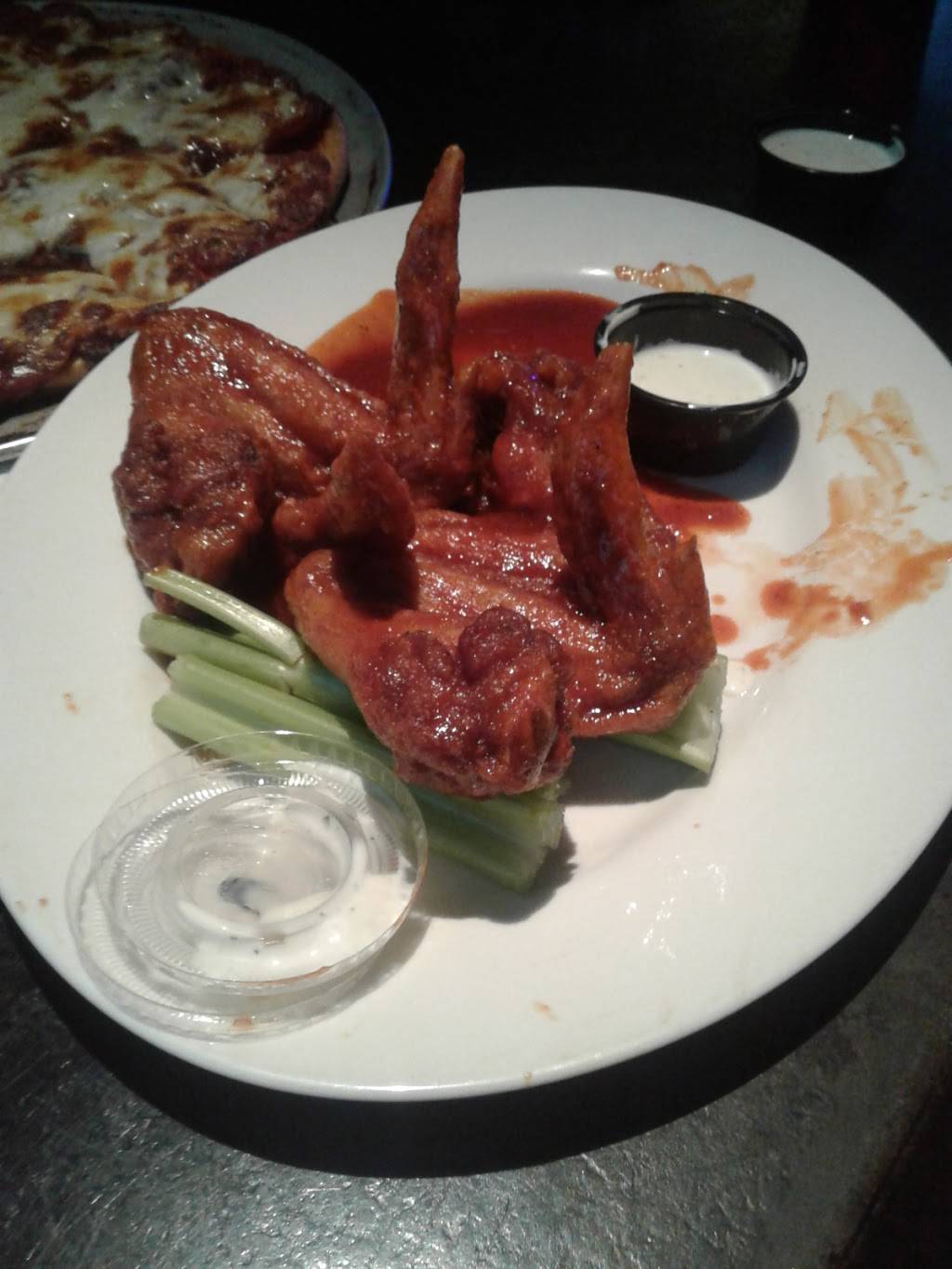 The Piazza | restaurant | 85 Executive Dr, Aurora, IL 60504, USA | 6309782088 OR +1 630-978-2088