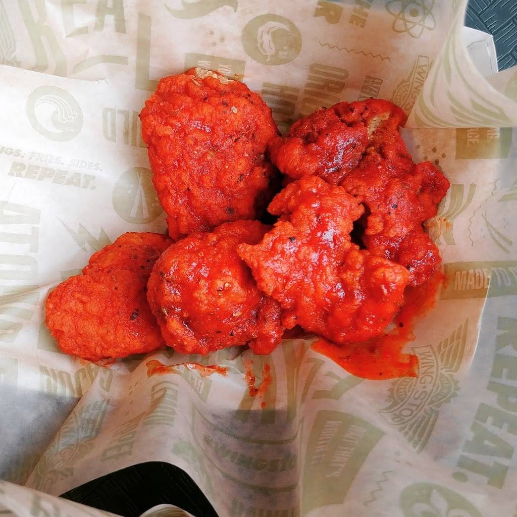 Wingstop | restaurant | 830 N Milwaukee Ave, Chicago, IL 60642, USA | 3129488518 OR +1 312-948-8518