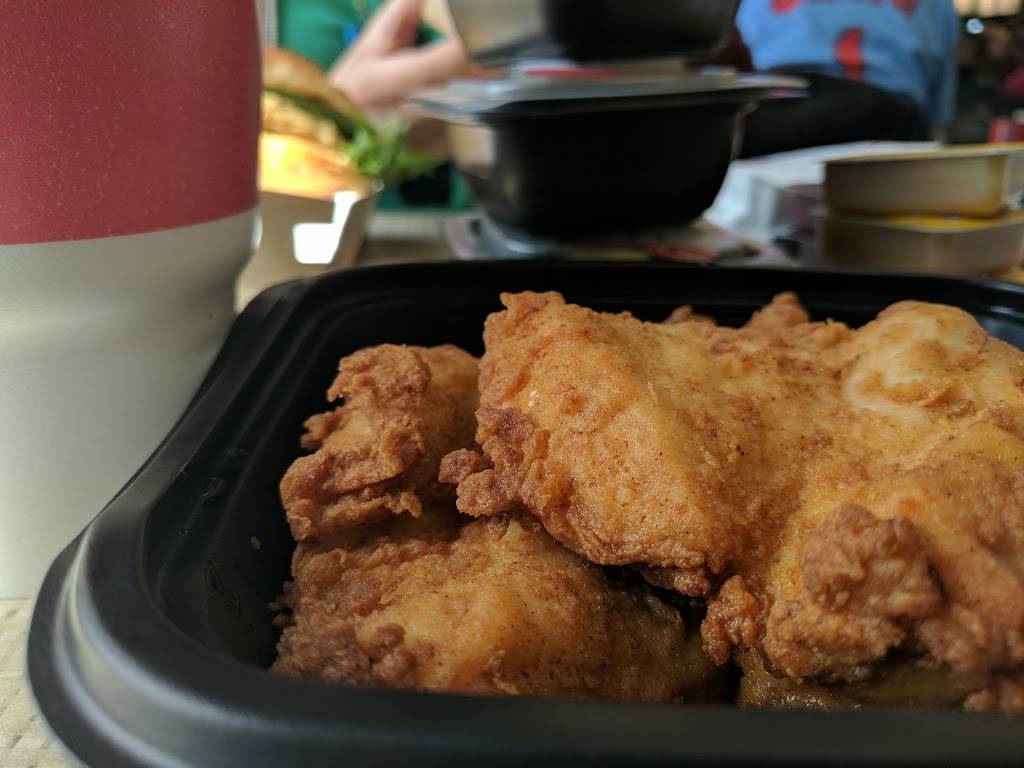 Chick-fil-A | restaurant | 101 S Veterans Pkwy, Normal, IL 61761, USA | 3092689500 OR +1 309-268-9500