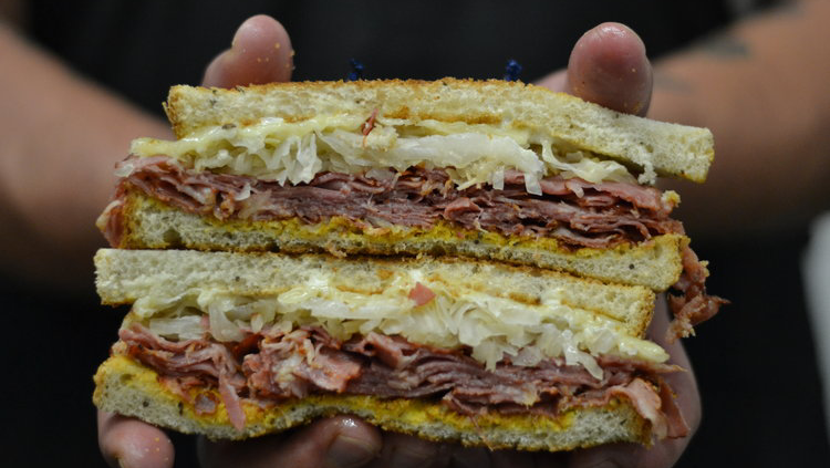 Uncle Henrys Deli | meal takeaway | 7400 Florence Ave, Downey, CA 90240, USA | 5629270114 OR +1 562-927-0114