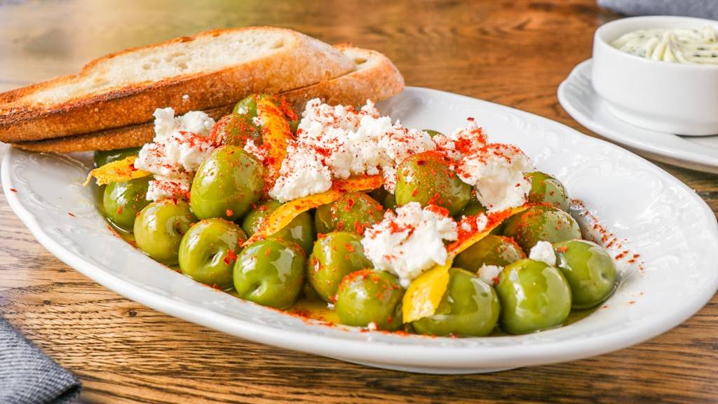 Gravity Tavern | restaurant | 38 Miller Ave, Mill Valley, CA 94941, USA | 4158882108 OR +1 415-888-2108