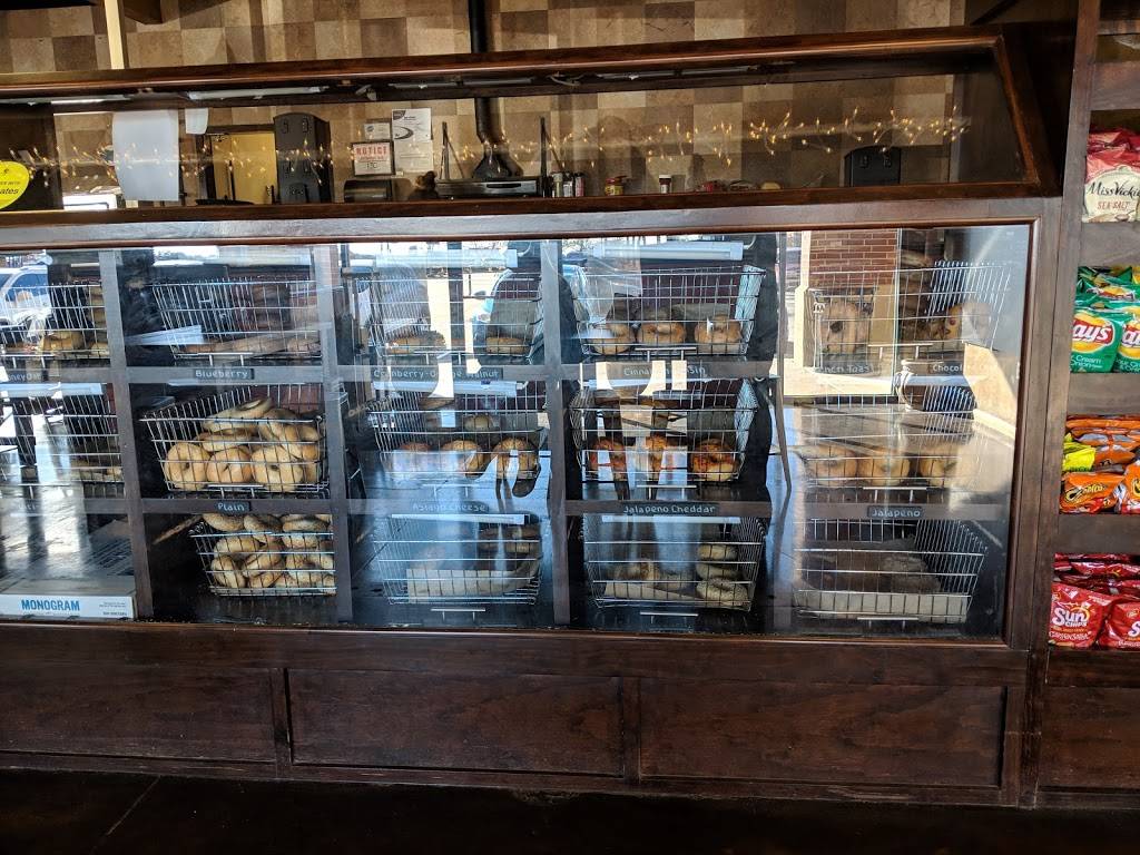 Old School Bagel Cafe | bakery | 3209 S Broadway ste 123, Edmond, OK 73013, USA | 4052852233 OR +1 405-285-2233