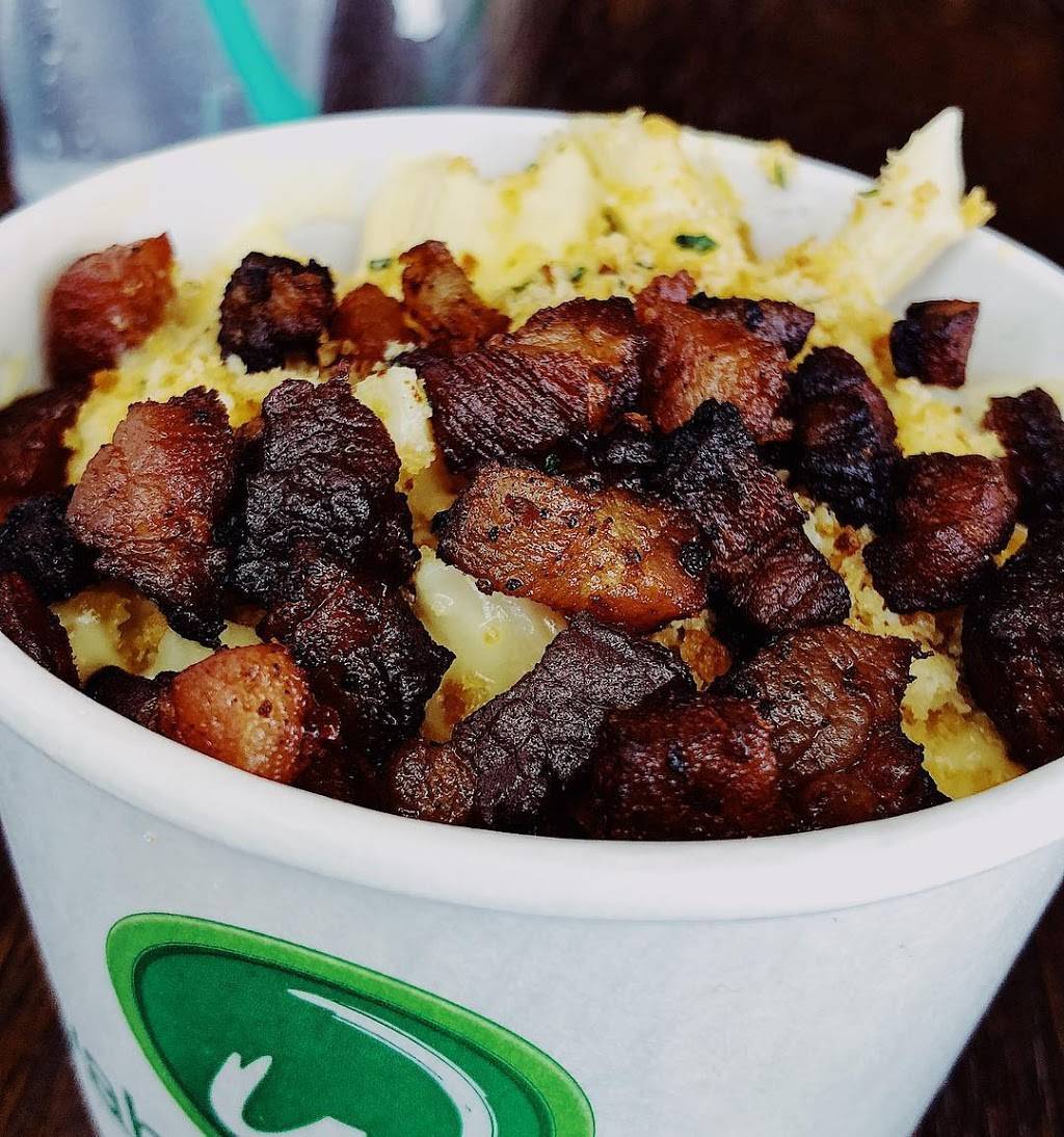 Wahlburgers | restaurant | The Battery, 455 Legends Pl #874, Atlanta, GA 30339, USA | 6784021195 OR +1 678-402-1195