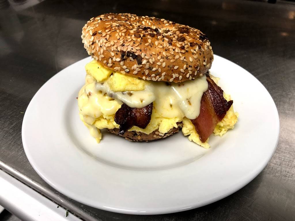 EAT! Food & Drink | restaurant | 520 Zang St N, Broomfield, CO 80021, USA | 3037289990 OR +1 303-728-9990