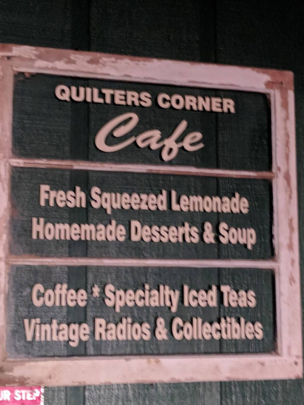 Quilters Corner Cafe | restaurant | 337 Glades Rd, Gatlinburg, TN 37738, USA | 8653251035 OR +1 865-325-1035