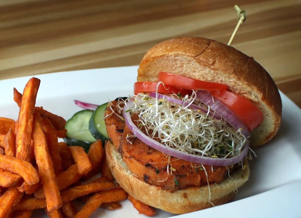 Tavern on the Hill | restaurant | 1102 Woodland Ave, Duluth, MN 55812, USA | 2187240010 OR +1 218-724-0010