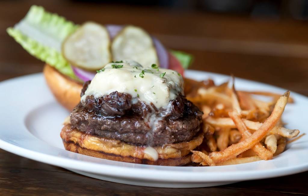 Tumans Tap and Grill | restaurant | 2159 W Chicago Ave, Chicago, IL 60622, USA | 7737821400 OR +1 773-782-1400