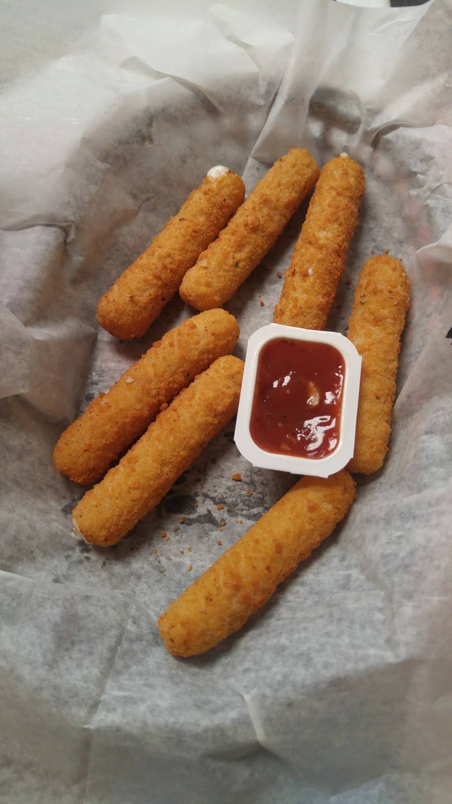 Sardis Lions Den | restaurant | 1075 Sardis Dr, Boaz, AL 35956, USA | 2565932936 OR +1 256-593-2936