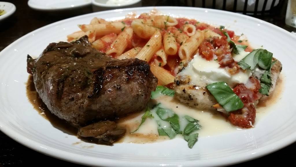 Carrabbas Italian Grill | restaurant | 1285 US-1, Vero Beach, FL 32960, USA | 7722995999 OR +1 772-299-5999