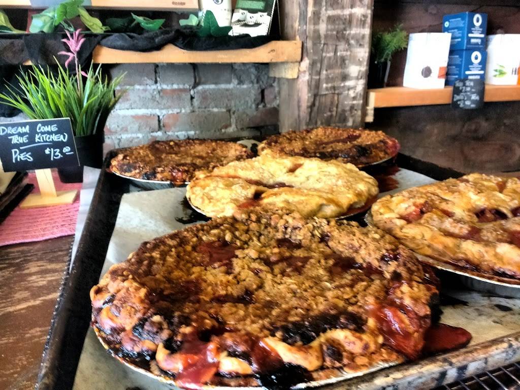 Lukes European Style Market | restaurant | 29 Main St E, Athens, ON K0E 1B0, Canada | 6139241844 OR +1 613-924-1844