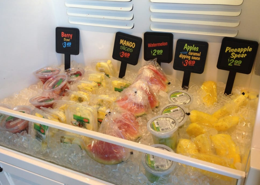 Mortimers Market | meal takeaway | Disney California Adventure Park, Buena Vista Street, Anaheim, CA 92802, USA | 7147814565 OR +1 714-781-4565