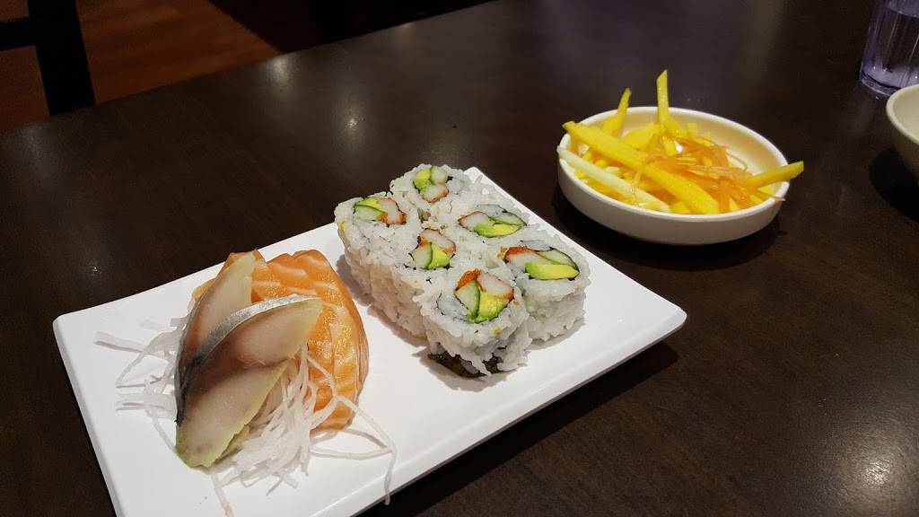 Rainbow Sushi | restaurant | 1180 Simcoe St N, Oshawa, ON L1G 4W8, Canada | 9052405666 OR +1 905-240-5666