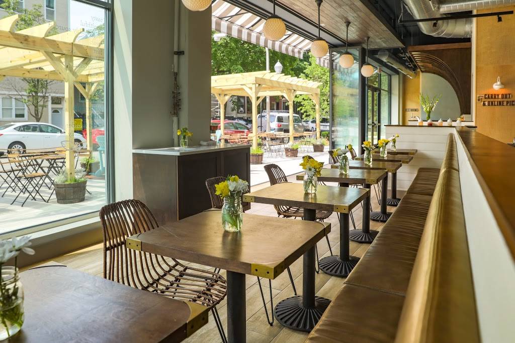 Brown Bag Seafood Co. | restaurant | 3400 N Lincoln Ave, Chicago, IL 60657, USA | 7736978306 OR +1 773-697-8306