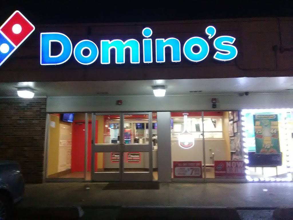 sharks fish and chicken | restaurant | 2411 W 119th St, Blue Island, IL 60406, USA | 7083712700 OR +1 708-371-2700