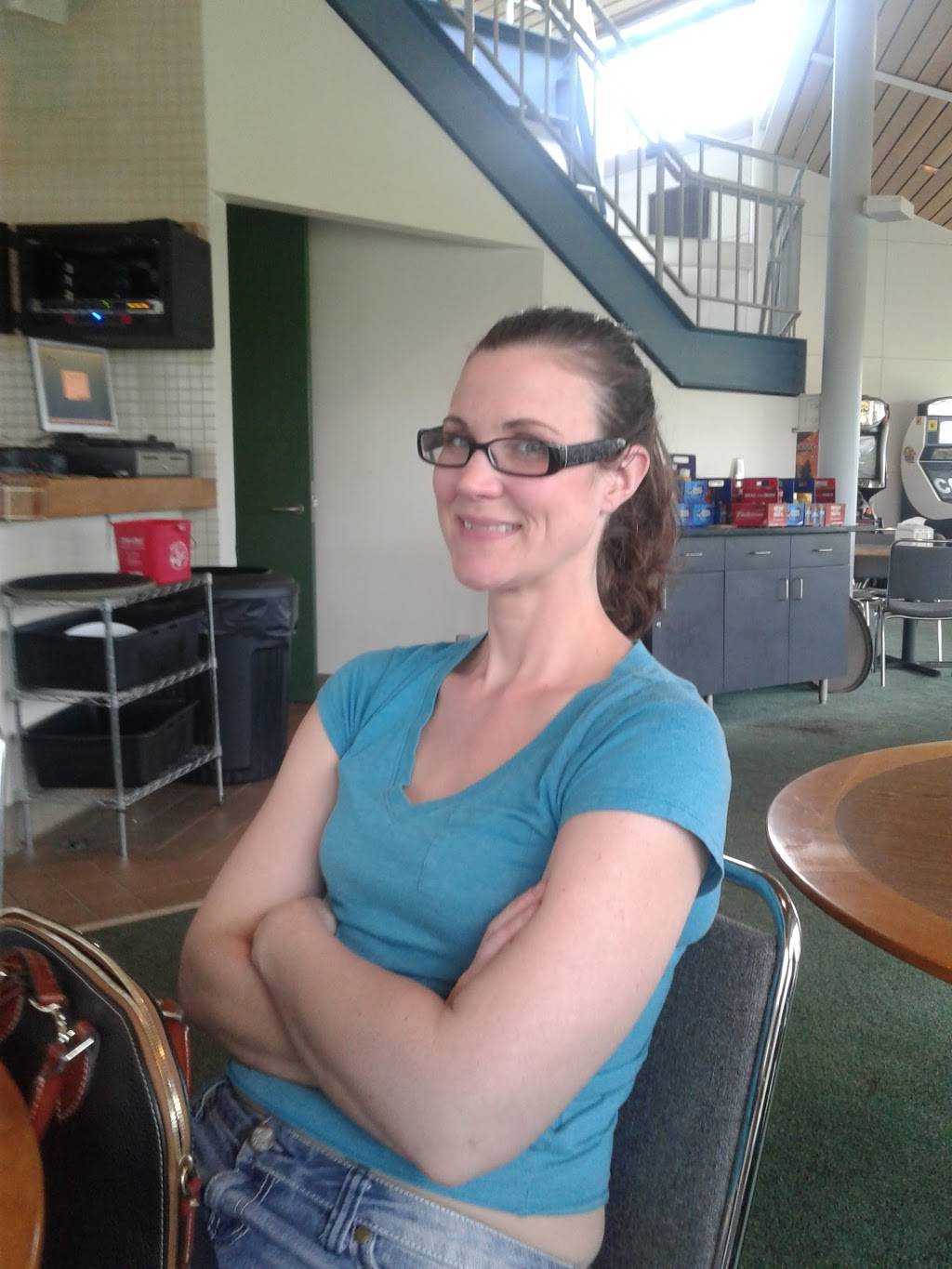 Cozys Pub | restaurant | 1431 Lexington Pkwy N, St Paul, MN 55103, USA | 6515291294 OR +1 651-529-1294