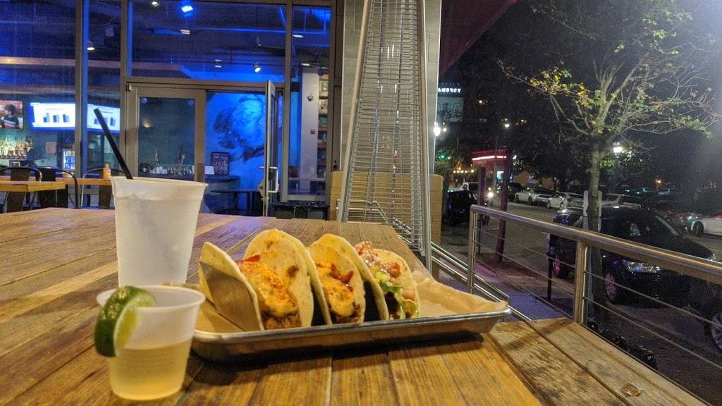 Blowfish Bar | restaurant | 510 Glenwood Ave #103, Raleigh, NC 27603, USA | 9198967516 OR +1 919-896-7516