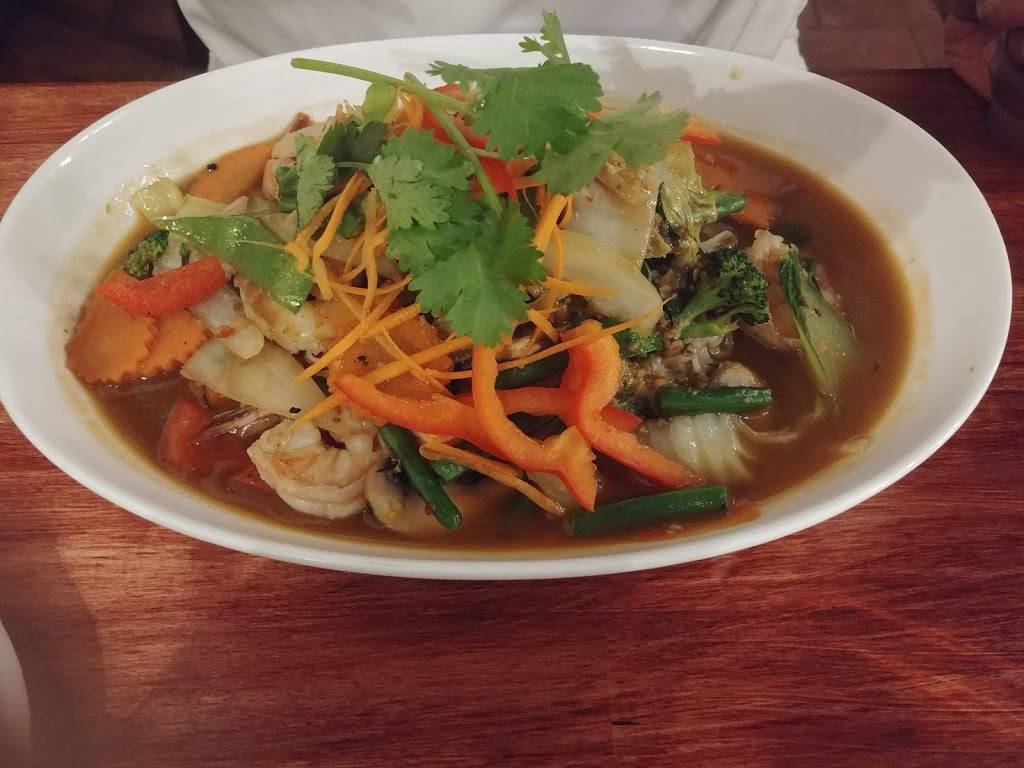 Thailandia | restaurant | 119 E Main St, Welland, ON L3B 3W5, Canada | 9057321234 OR +1 905-732-1234