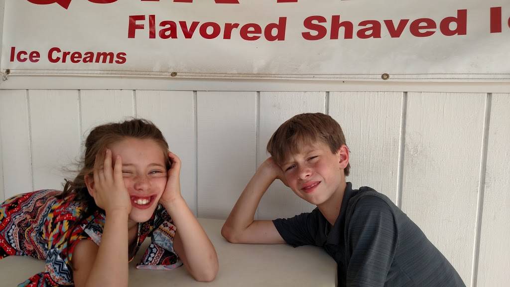 Quik Burger | restaurant | 2197 S Lee Hwy, Cleveland, TN 37311, USA | 4234720463 OR +1 423-472-0463