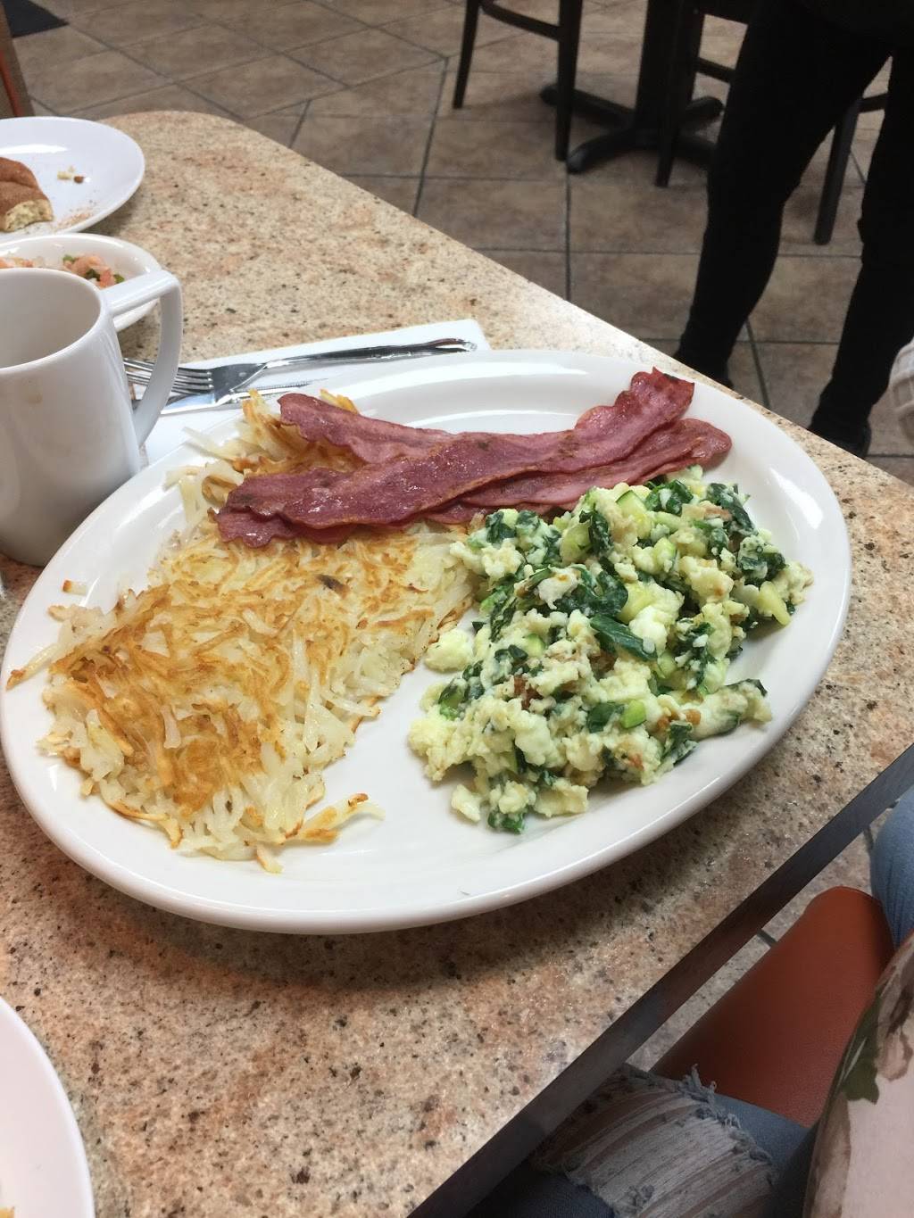 Cinnamon Café | restaurant | 5474 Moreno St, Montclair, CA 91763, USA | 9099319900 OR +1 909-931-9900