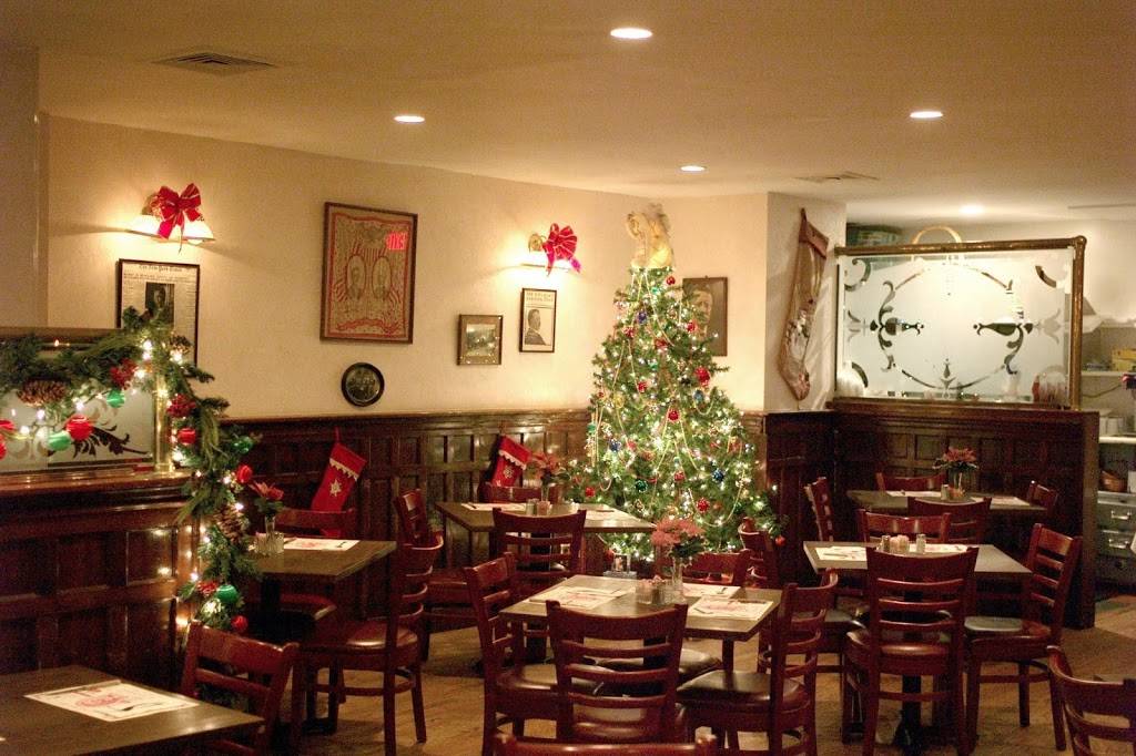 T Rs | restaurant | 17 Hillside Avenue, Williston Park, NY 11596, USA | 5162941680 OR +1 516-294-1680