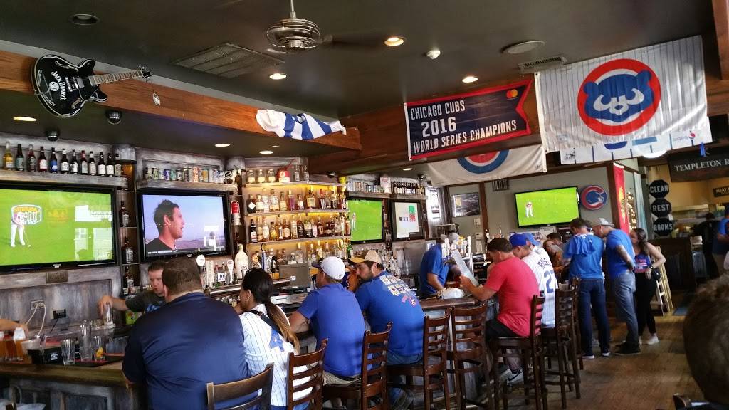 Roadhouse 66 Gas N Grill | restaurant | 3478 N Clark St, Chicago, IL 60657, USA | 8722065309 OR +1 872-206-5309