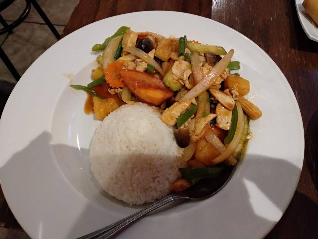 Aura Thai | restaurant | 1415 N Vermont Ave, Los Angeles, CA 90027, USA | 3239069914 OR +1 323-906-9914